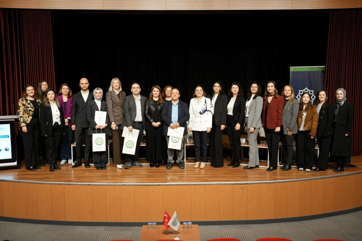 UZMANLAR İKLİM KRİZİNİN KADIN SAĞLIĞINA ETKİLERİNİ MASAYA YATIRDI