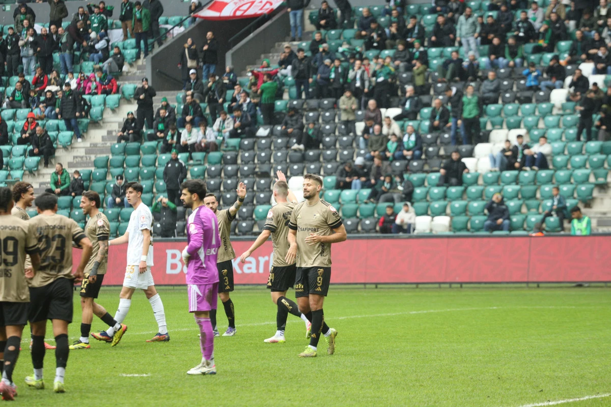  Ziraat T&uuml;rkiye Kupası: Kocaelispor: 3 - Erzurumspor FK:1